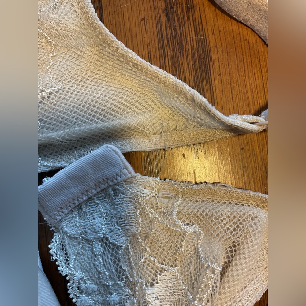 Maidenform 34D bra bundle - Picture 7 of 8